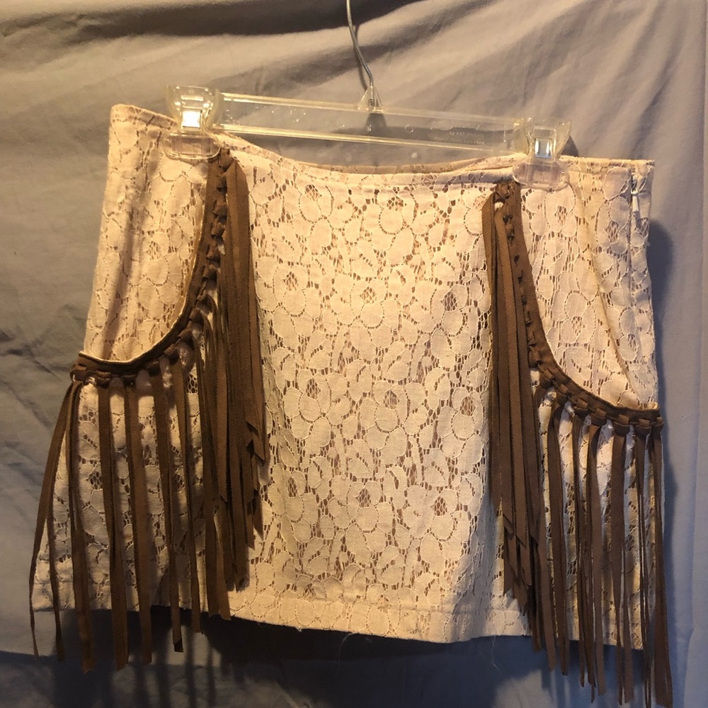 😍ABSOLUTELY GORGEOUS💜Judith March mini dress white lace fringe